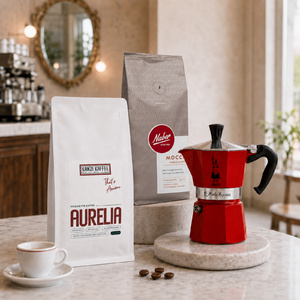 Elegantes cafe mit coffienna Mokka Starterset